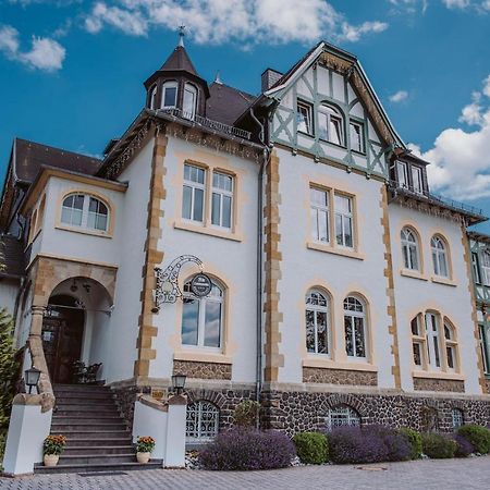 Alte Landratsvilla Hotel Bender Westerburg  Exterior photo
